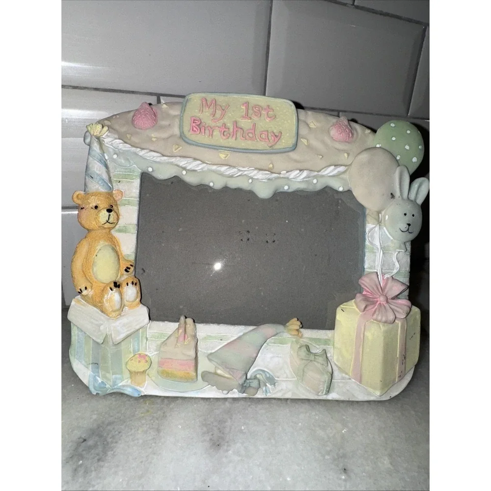 Vintage Baby1stBath,Birthday,smile Set Of 3 Vintage Resin Frames By Papel GW0081